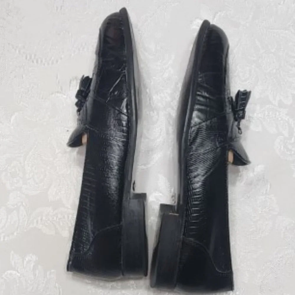 Men's Stacy Adams Black Snakeskin and Leather Tassel Slip-on Dress Loafer - Picture 4 of 12
